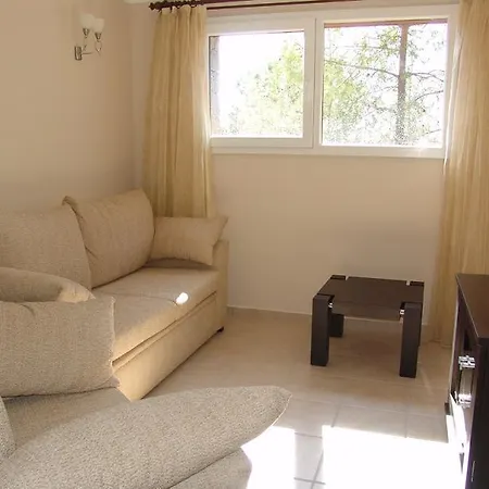 Villa Therace Life Villas *